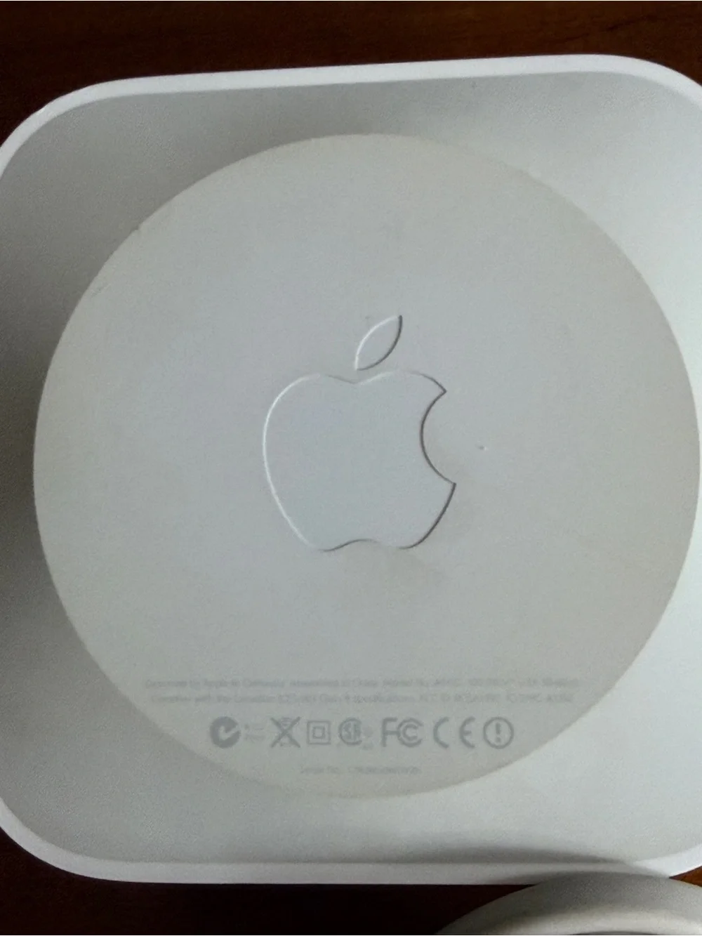 Apple AirPort Extremes and Express base stations - set of 6